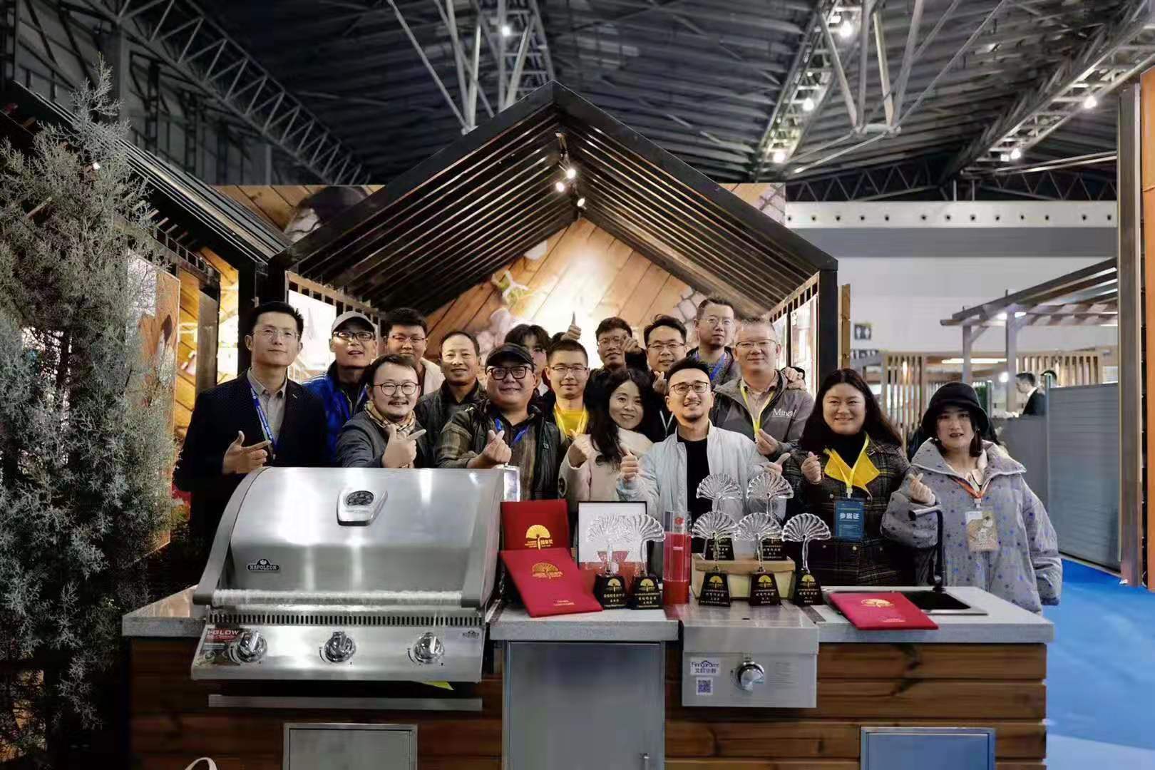 恭賀家博園藝鄭家柏、承曉軍榮獲第四屆中國花園設(shè)計(jì)大獎(jiǎng)賽—園集獎(jiǎng)